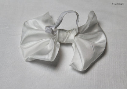 Toddler and Baby Elastic bow hair ties | White and Cherry Print |