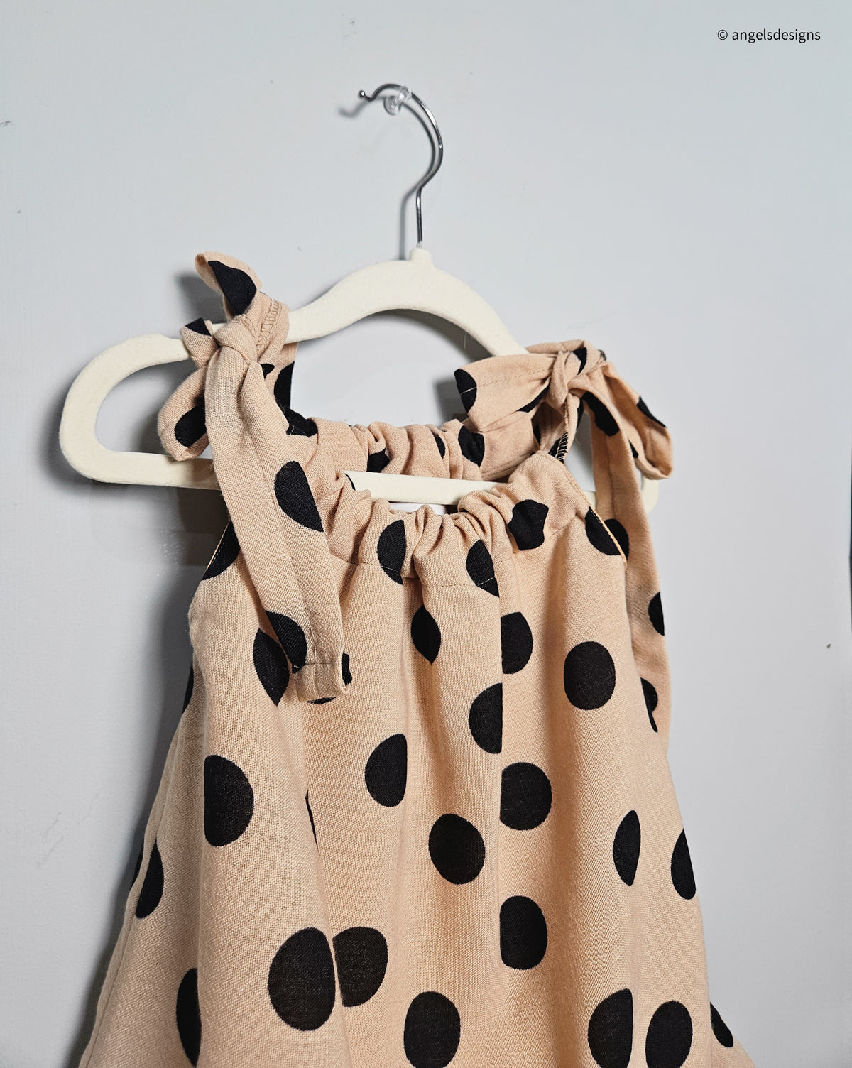 Girl's Polka Dot Ruffled Hem Dress