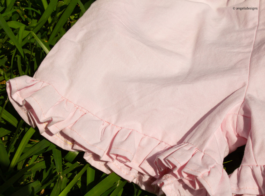 Girls 100% cotton shorts with ruffles