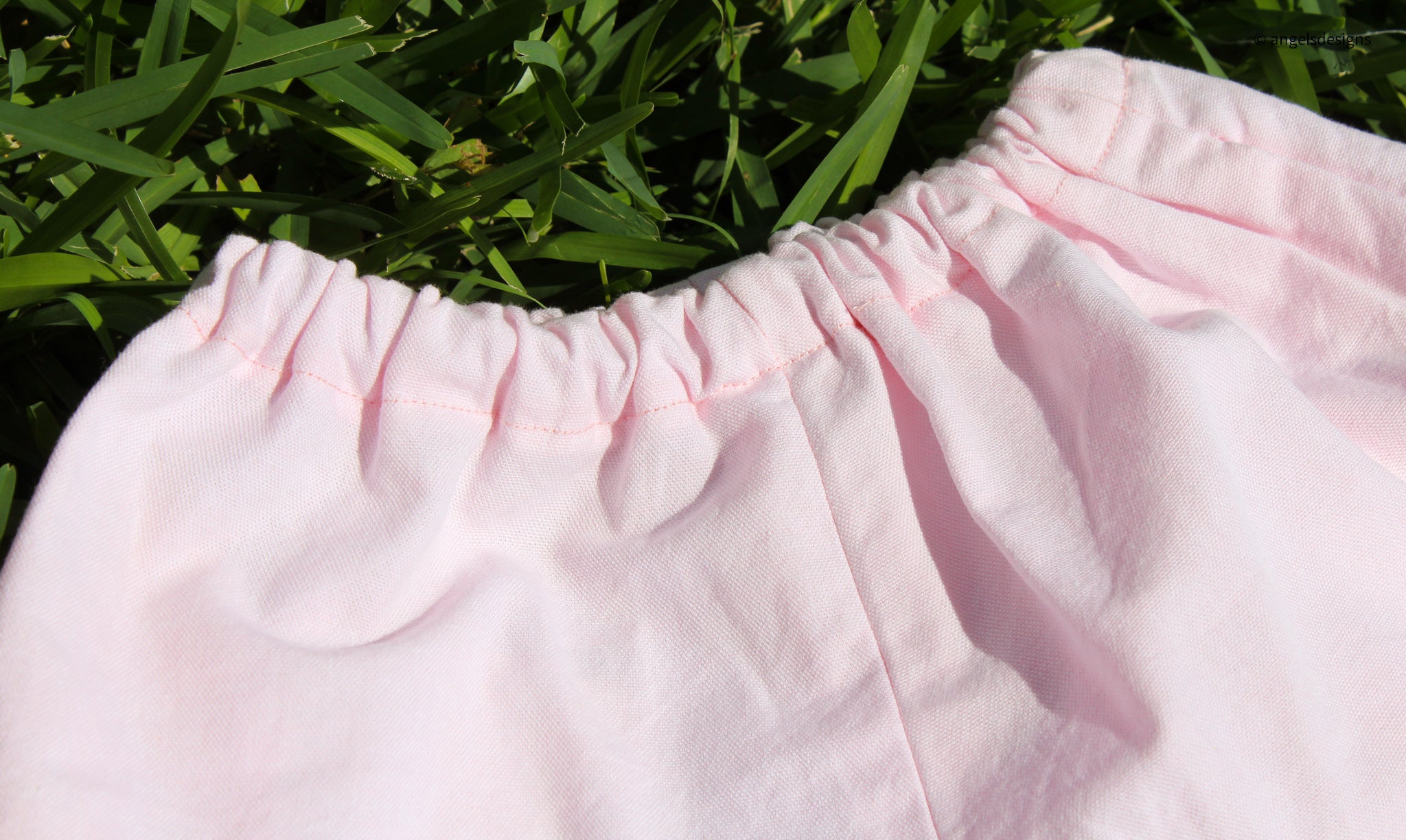 Girls 100% cotton shorts with ruffles