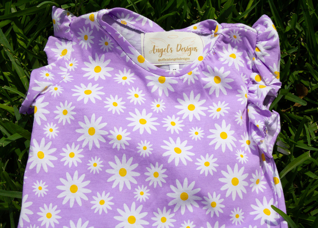 Girl's ruffled sleeve flower top