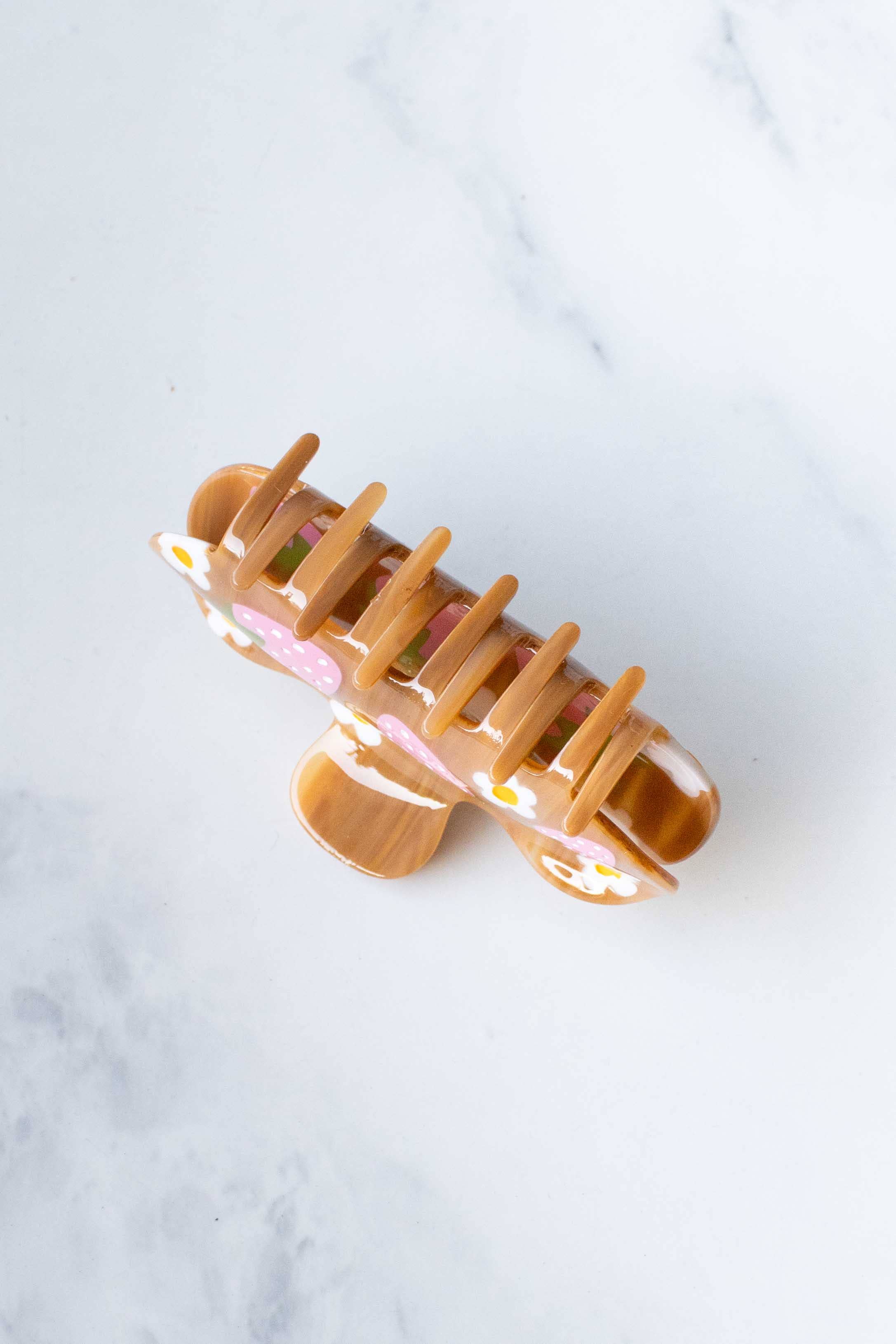 Eco Strawberry Farms Curved Hair Claw Clip