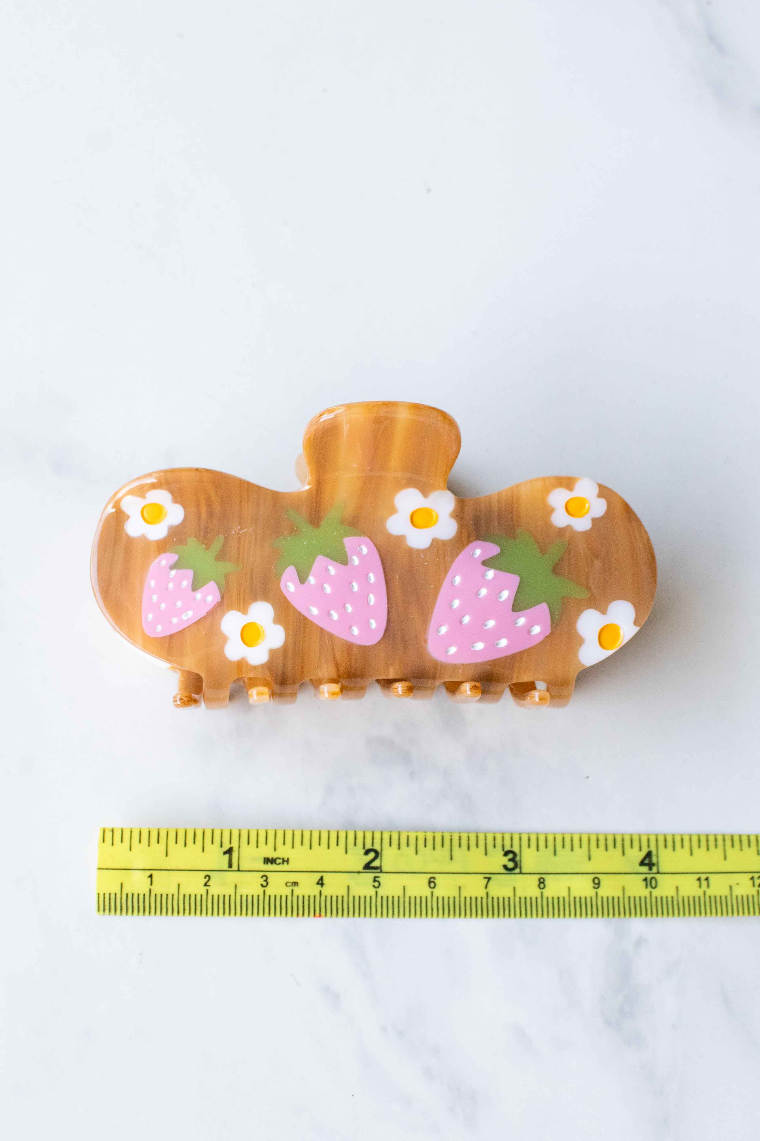 Eco Strawberry Farms Curved Hair Claw Clip