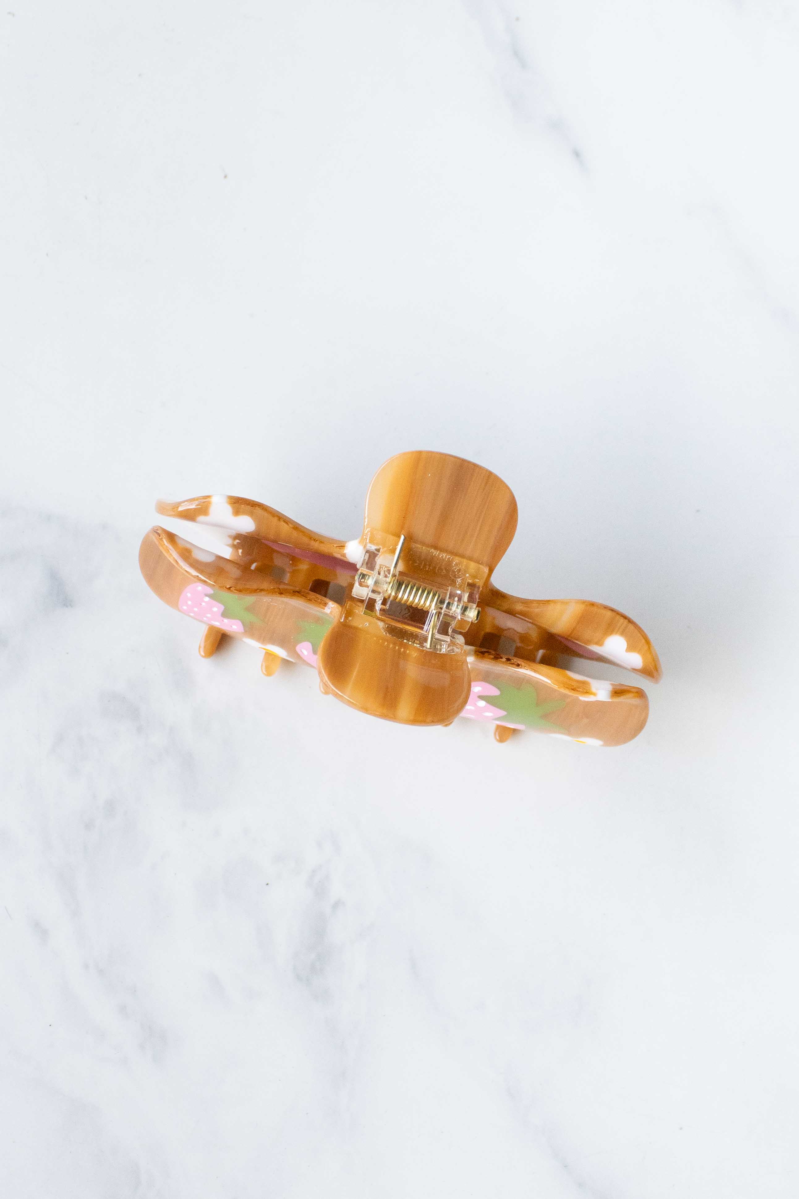 Eco Strawberry Farms Curved Hair Claw Clip