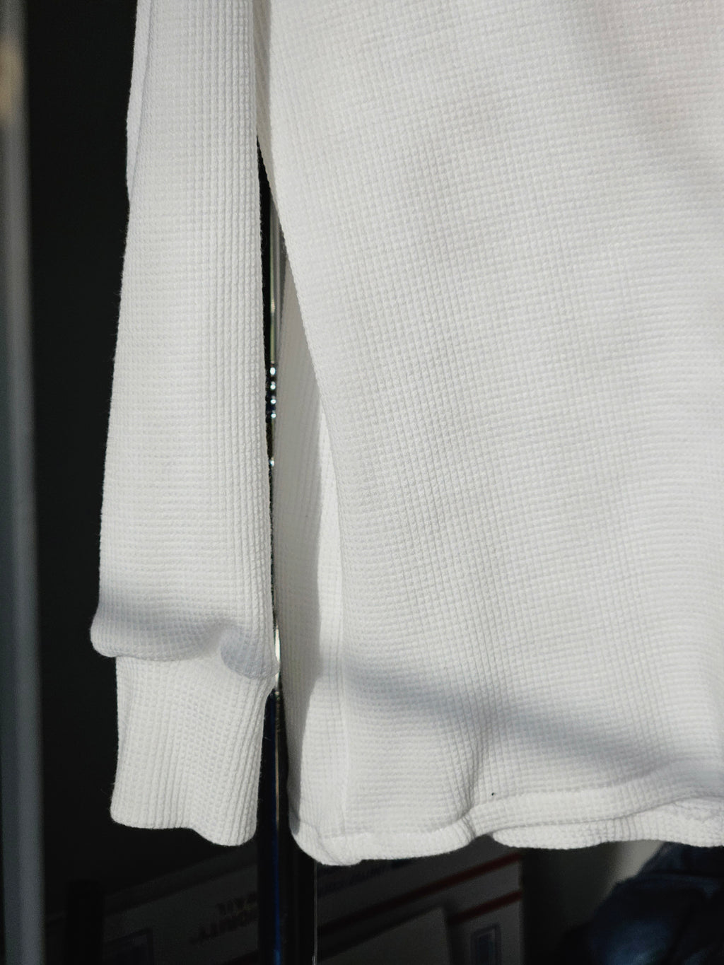 Girl's white long sleeve top