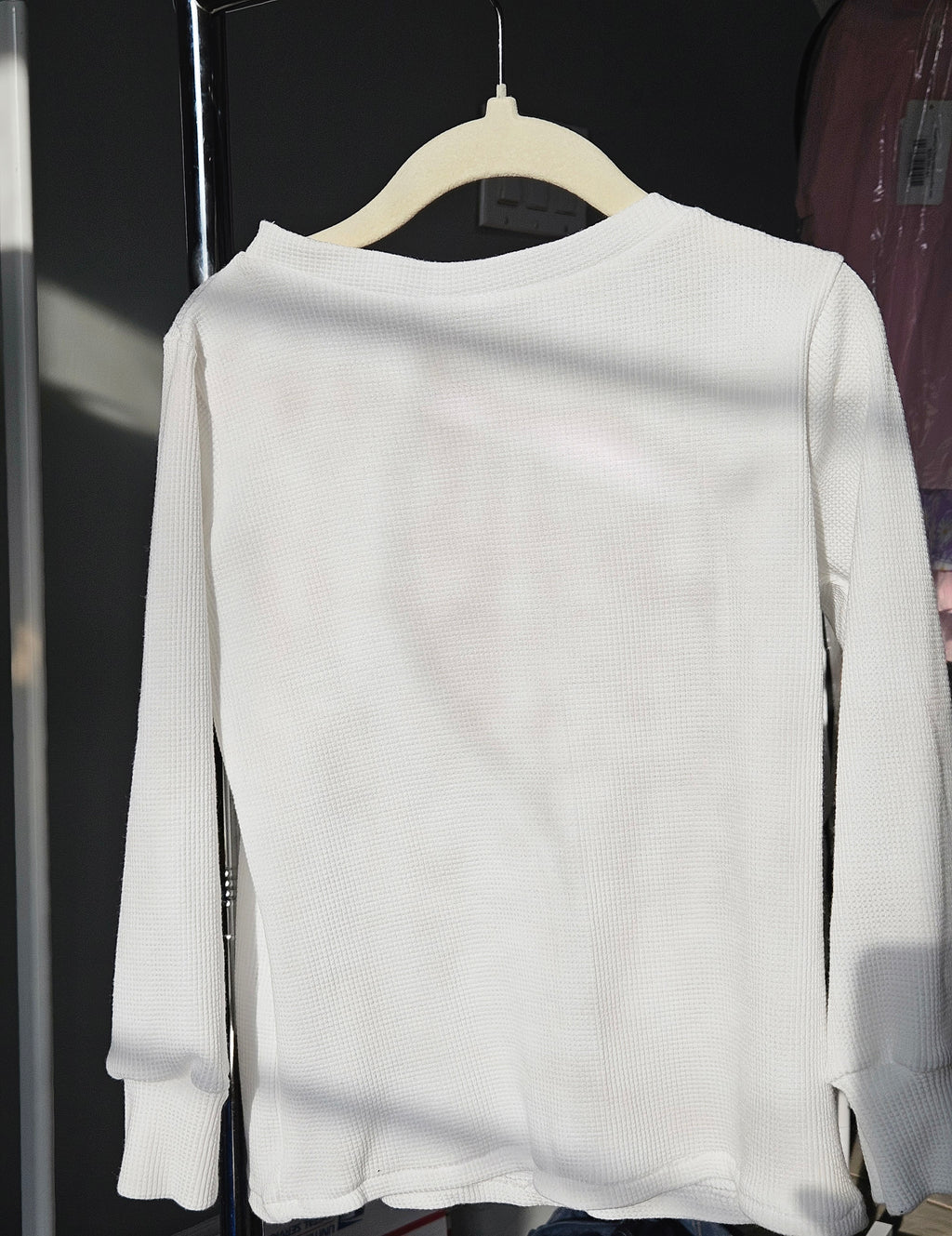 Girl's white long sleeve top