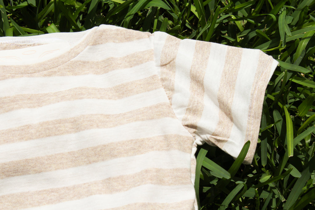 Boys beige and white casual tee